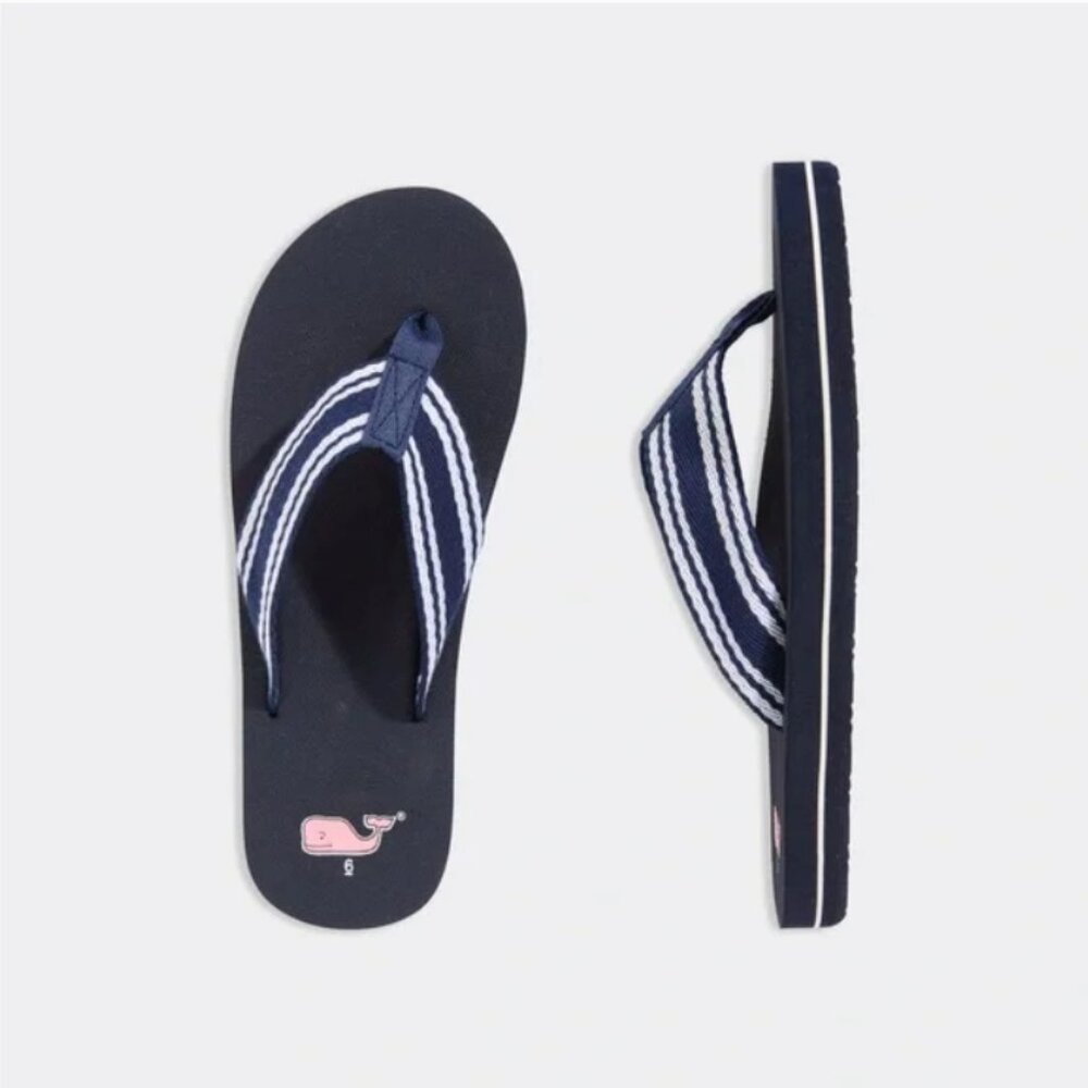 NWT vineyard vines Heritage Foam Flip Flops in nautical navy